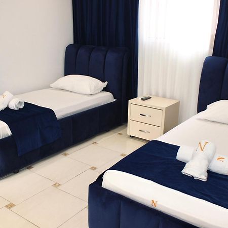 Qeparo Napolon Complex Hotel Екстериор снимка