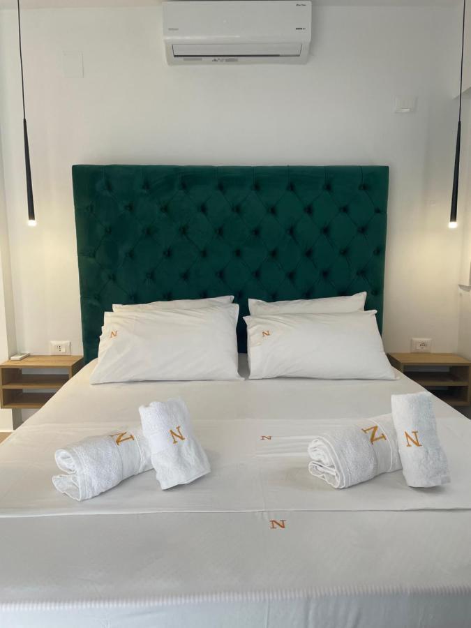 Qeparo Napolon Complex Hotel Екстериор снимка