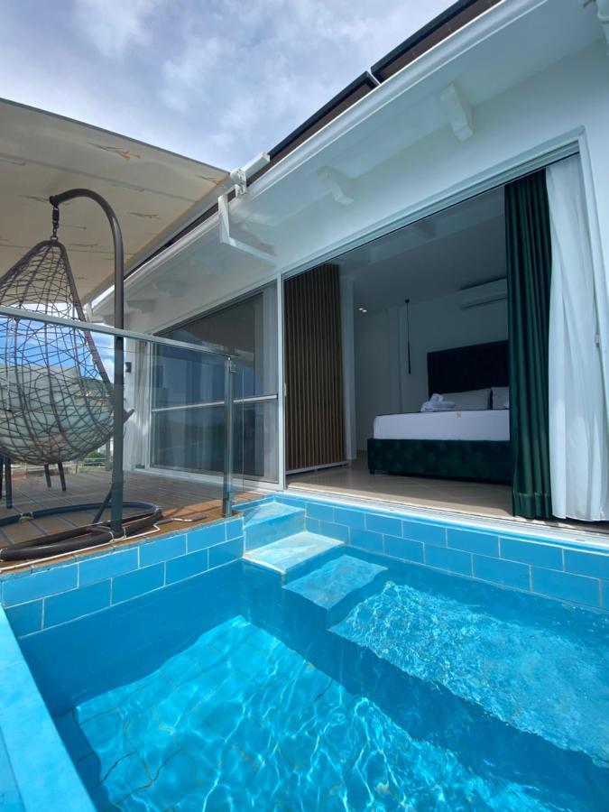 Qeparo Napolon Complex Hotel Екстериор снимка